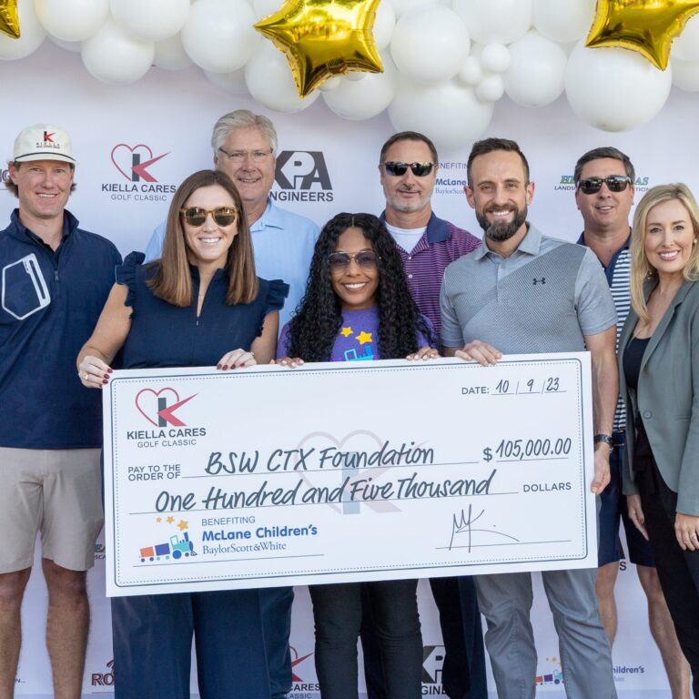 Check Photo with Hospital