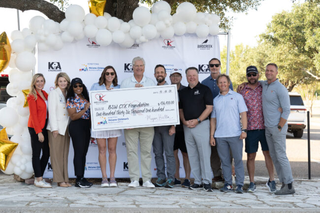 3 Group Photo with the Check